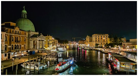Grand-Canal-at-Night.jpg