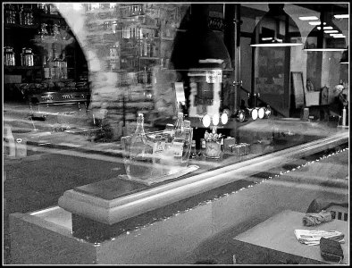 P1420215 Verre et bouteille_filtered2bis_.jpg