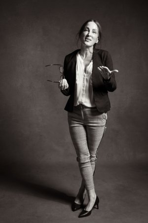 2023-12-12-Severine-34876-accountant-1600px.jpg