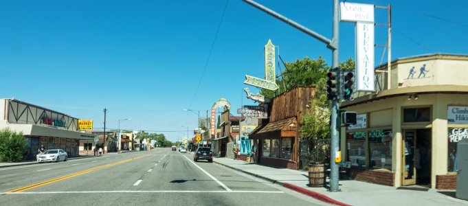 1055 Lone Pine, CA.jpg