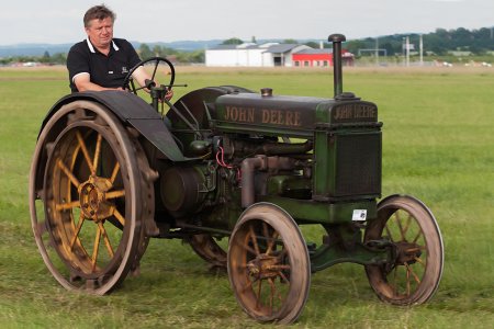 John_Deere1.jpg