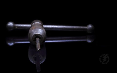 tool IMG_3008.jpg