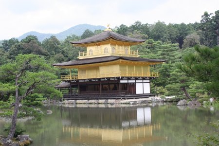 Golden Pavilion (Kinkaku-Ji Rokuon-Ji Temple) 2017.jpg