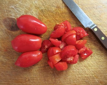 tomatoes10:06:15.jpg