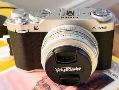 X-M5 + Voigtlander 18mm pancake | Focus on Photography Forum