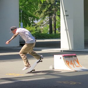 Media 'skate6.17.18descent.jpg' in category 'Special Techniques and Creative Effects'